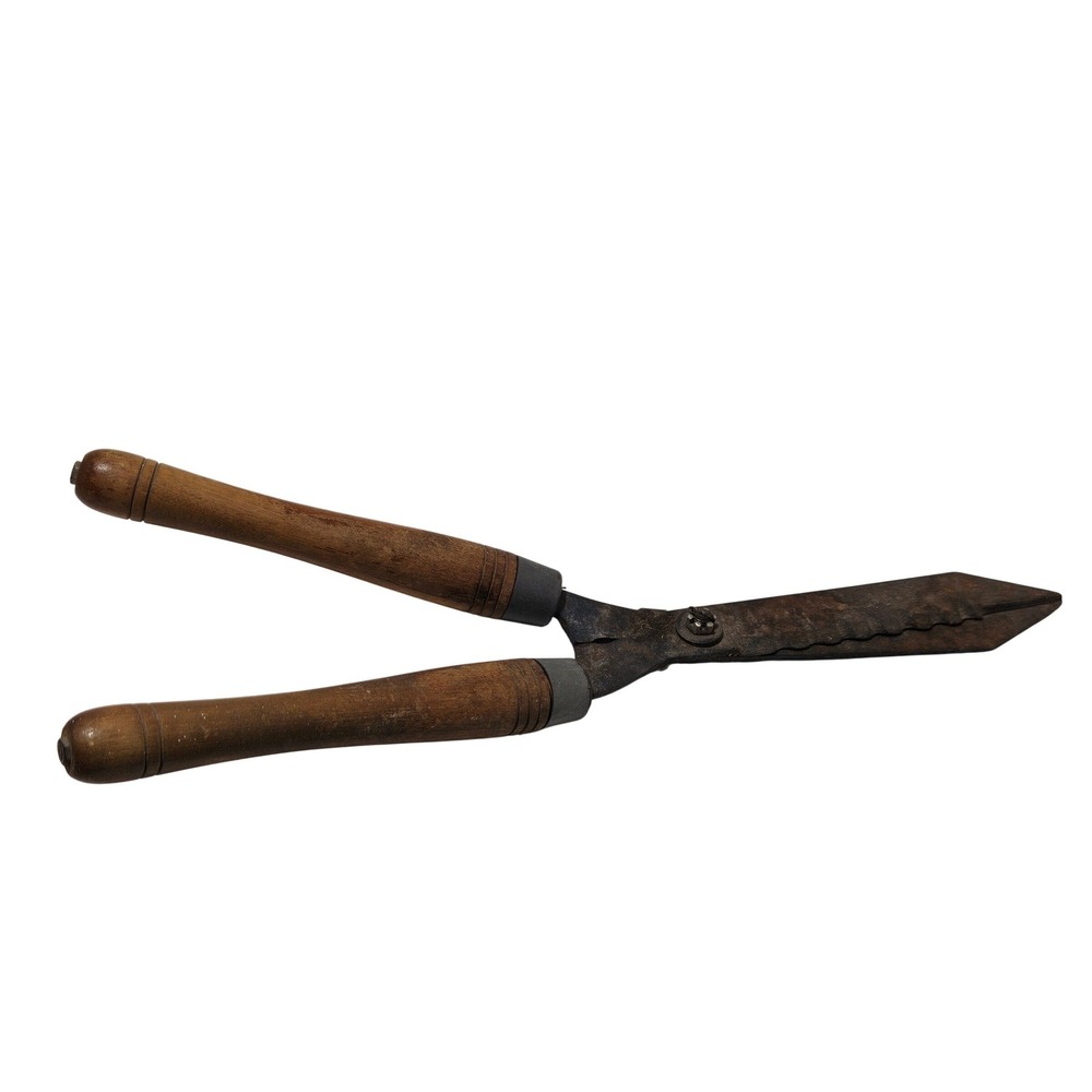 Vintage Serrated Hedge Shears Unbranded Wood Handle Garden Tool